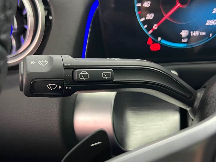 Фото 24 - Mercedes-Benz GLB-Class