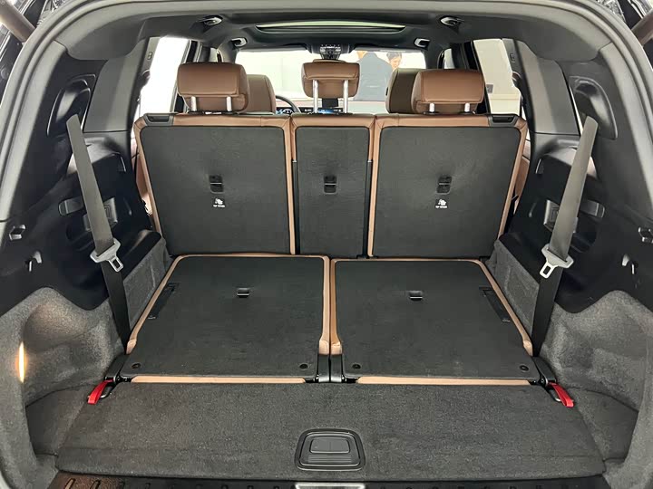 Фото 28 - Mercedes-Benz GLB-Class