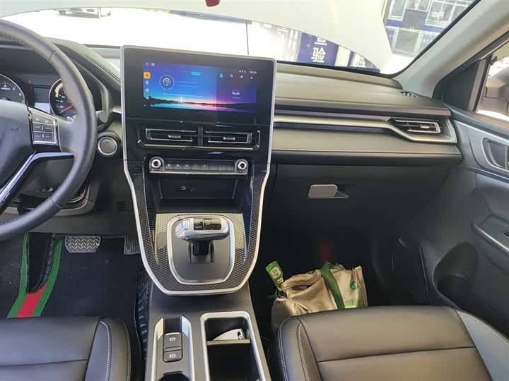 Фото 13 - Haval M6