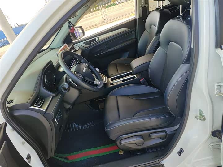 Фото 15 - Haval M6