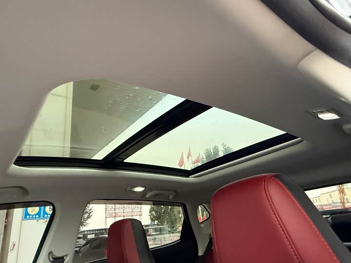 Фото 11 - Changan Oshan X5