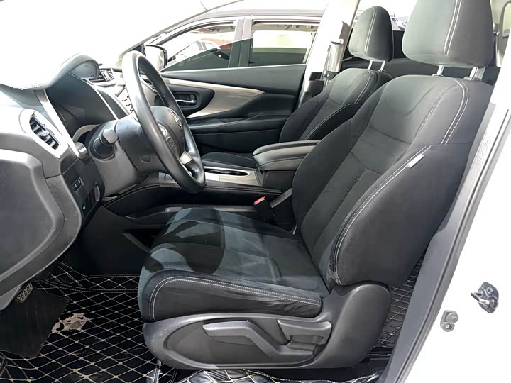 Фото 7 - Nissan Murano