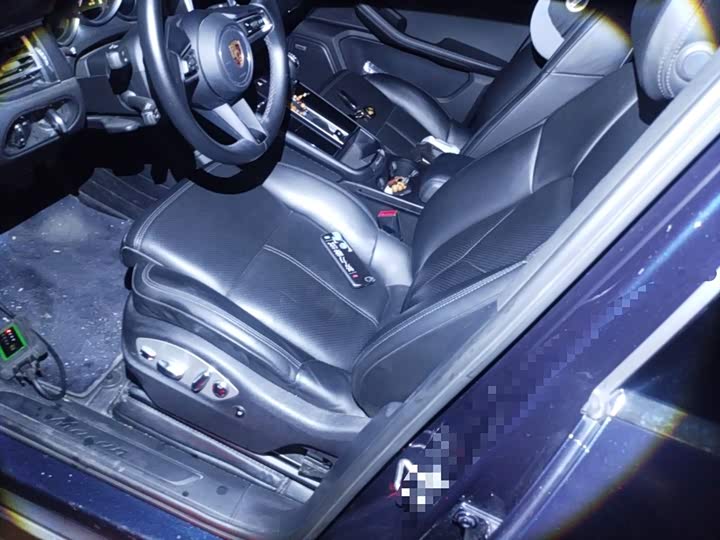 Фото 8 - Porsche Macan