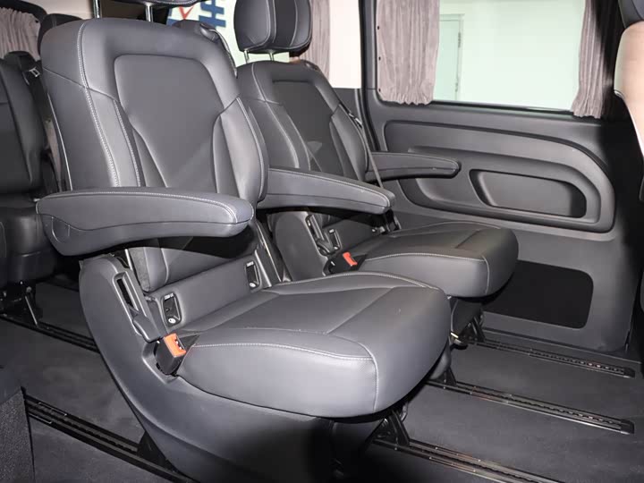 Фото 10 - Mercedes-Benz Vito