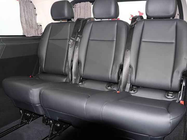 Фото 13 - Mercedes-Benz Vito