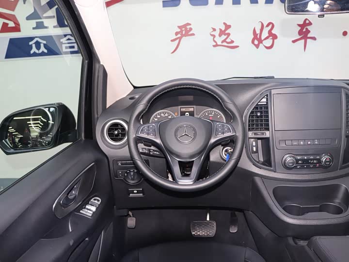 Фото 14 - Mercedes-Benz Vito