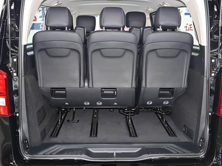 Фото 18 - Mercedes-Benz Vito