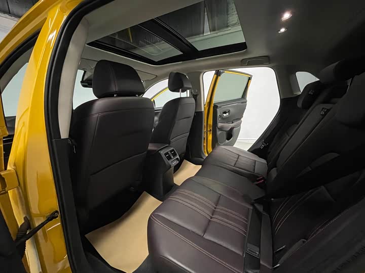 Фото 8 - Honda ZR-V