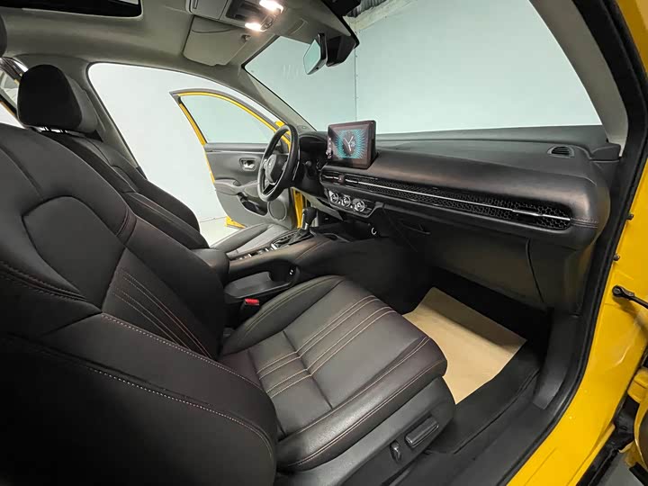 Фото 9 - Honda ZR-V