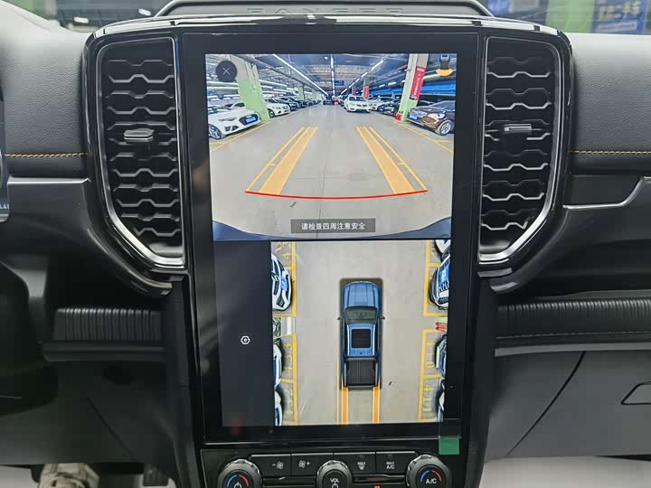 Фото 11 - Ford Ranger