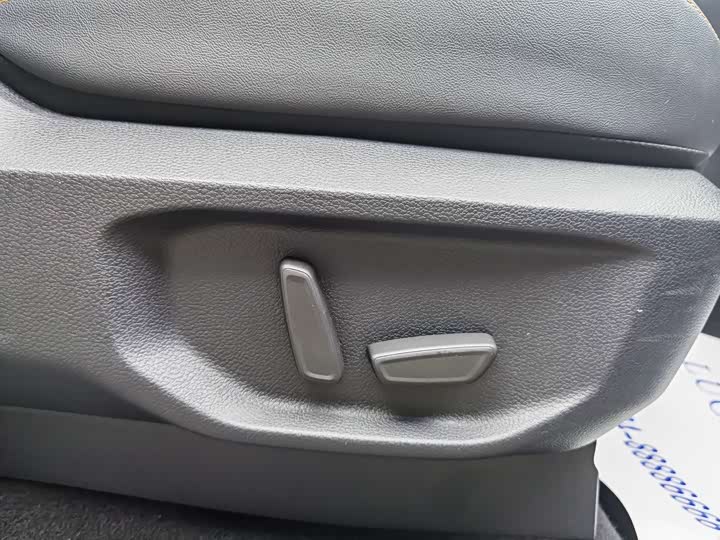 Фото 18 - Ford Ranger