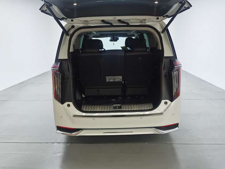 Фото 13 - GAC Trumpchi M8