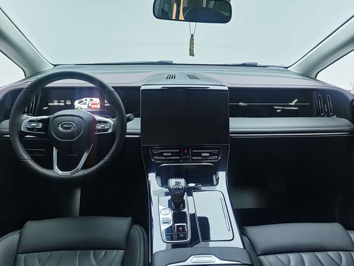 Фото 4 - GAC Trumpchi M8