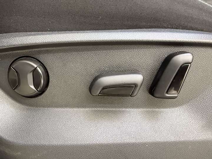 Фото 11 - Volkswagen Tayron GTE Hybrid