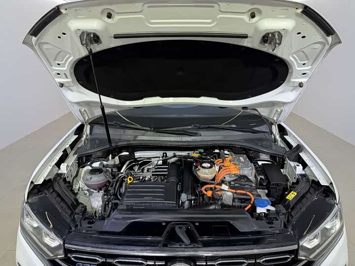 Фото 17 - Volkswagen Tayron GTE Hybrid