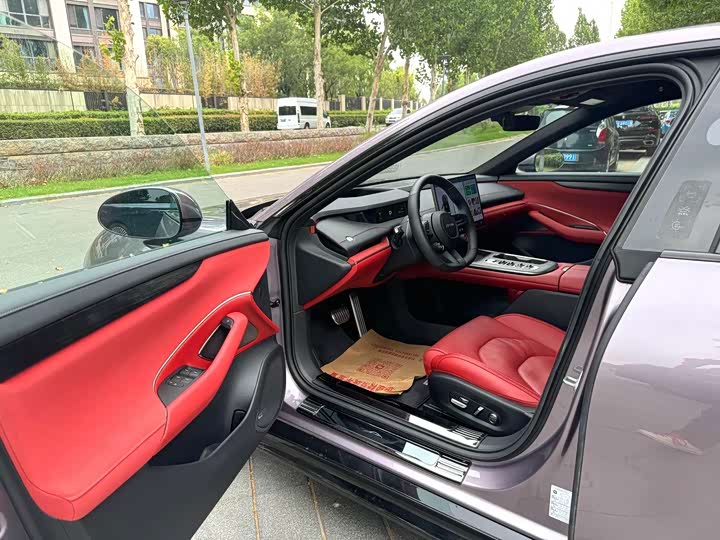 Фото 4 - Xiaomi SU7