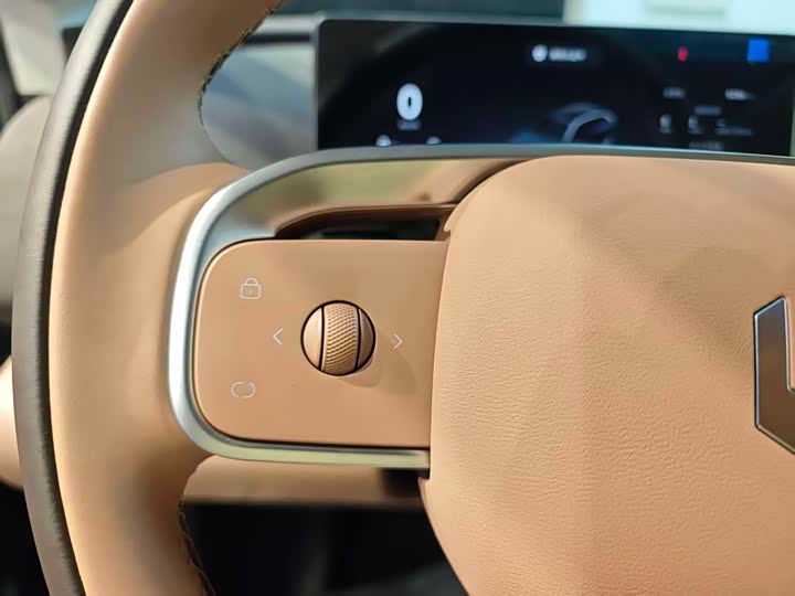 Фото 17 - Leapmotor C11