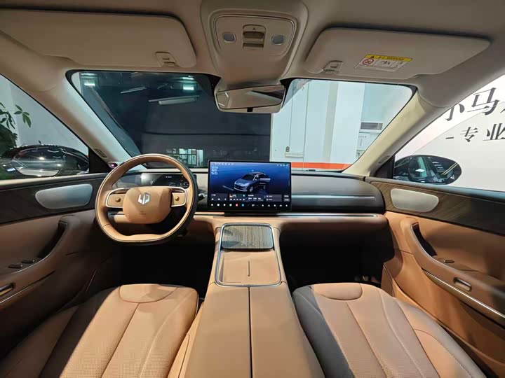 Фото 25 - Leapmotor C11