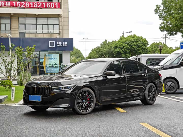 Фото 1 - BMW 7 Series