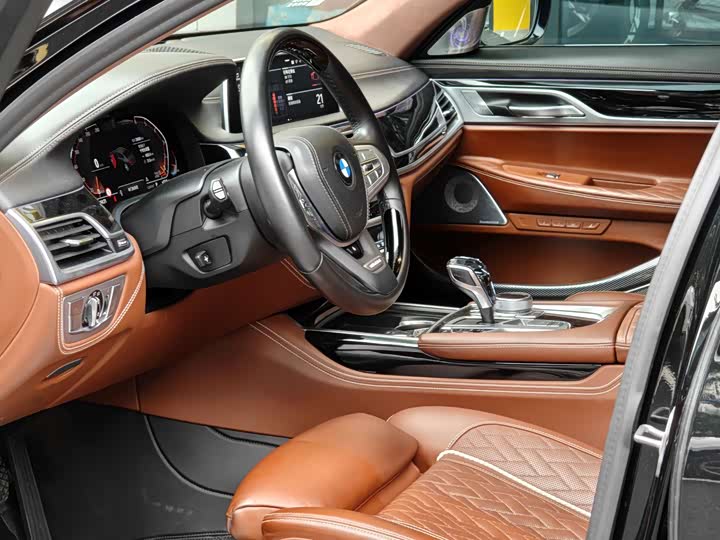 Фото 7 - BMW 7 Series