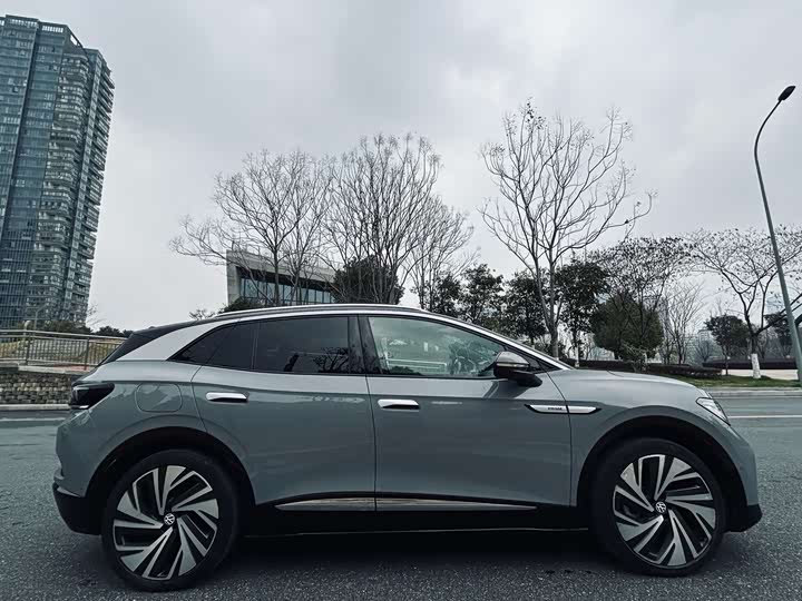 Фото 12 - Volkswagen ID.4 Crozz