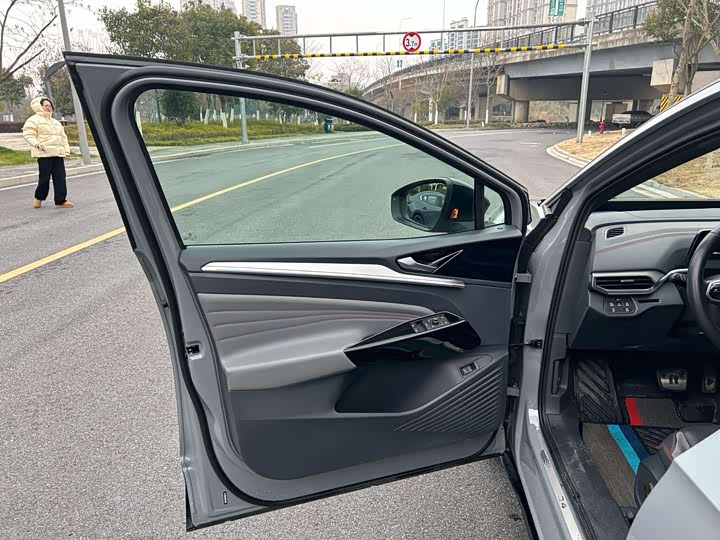 Фото 7 - Volkswagen ID.4 Crozz