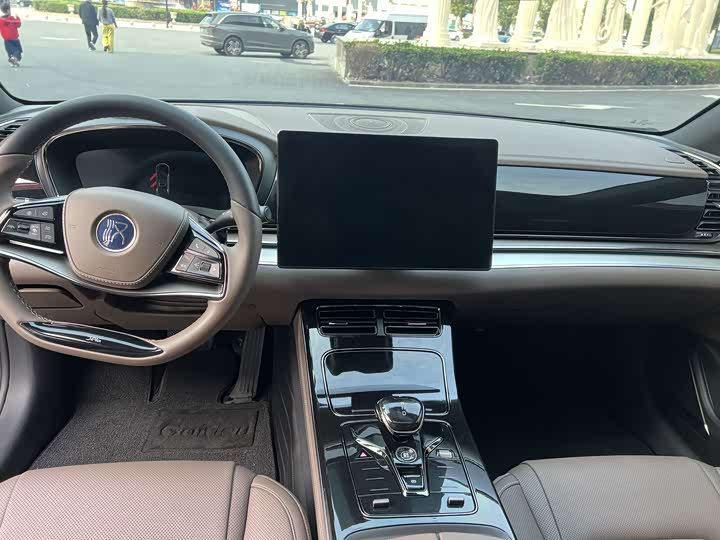 Фото 14 - BYD Han