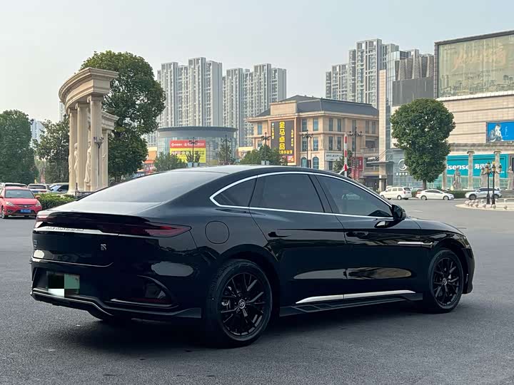 Фото 6 - BYD Han