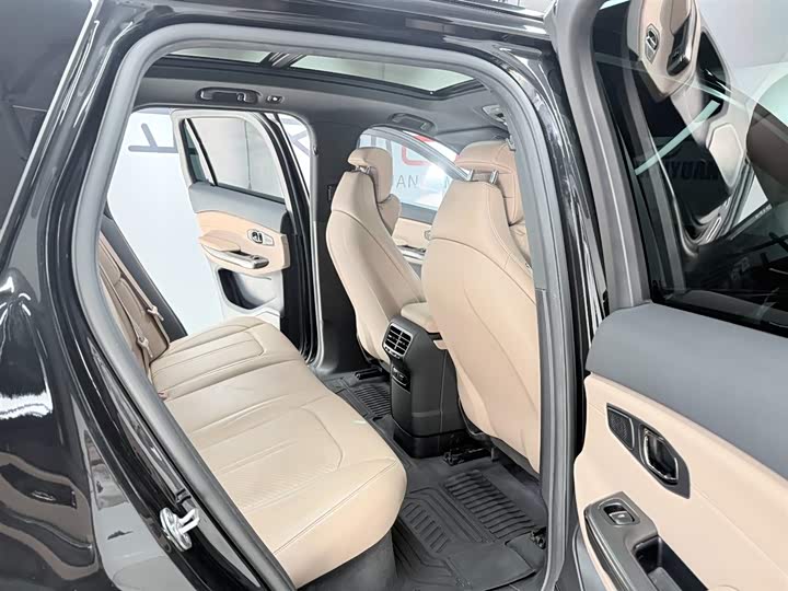 Фото 14 - Nio ES6