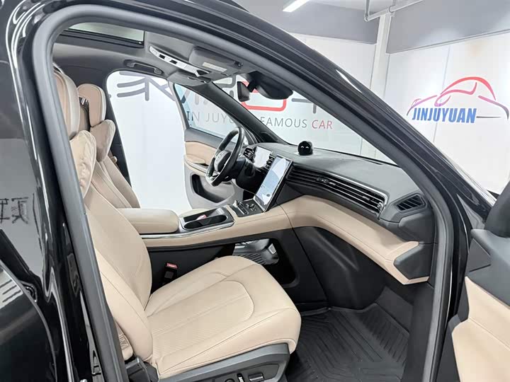 Фото 15 - Nio ES6