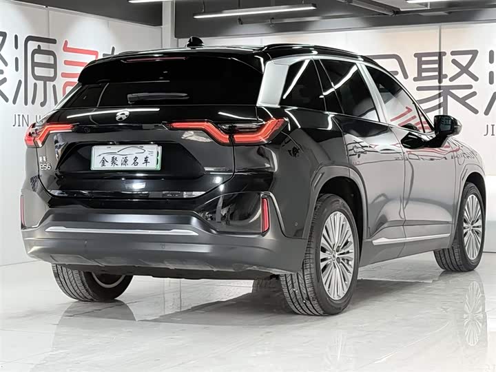 Фото 6 - Nio ES6