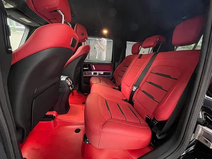 Фото 12 - Mercedes-Benz G-Class AMG