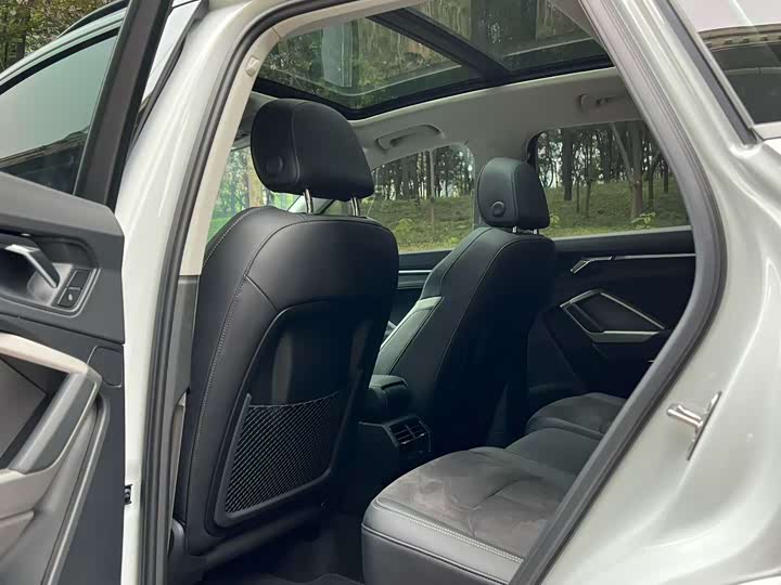 Фото 6 - Audi Q3