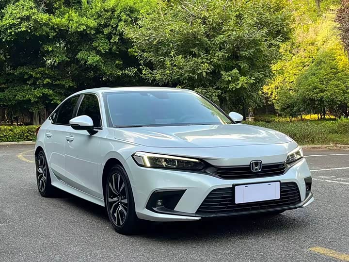 Фото 3 - Honda Civic