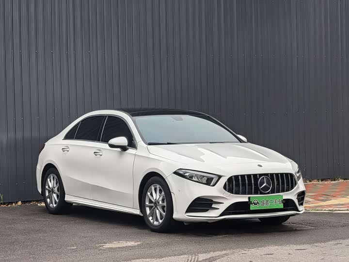 Фото 3 - Mercedes-Benz A-Class