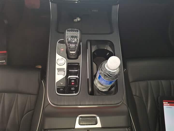 Фото 14 - GAC Trumpchi GS8