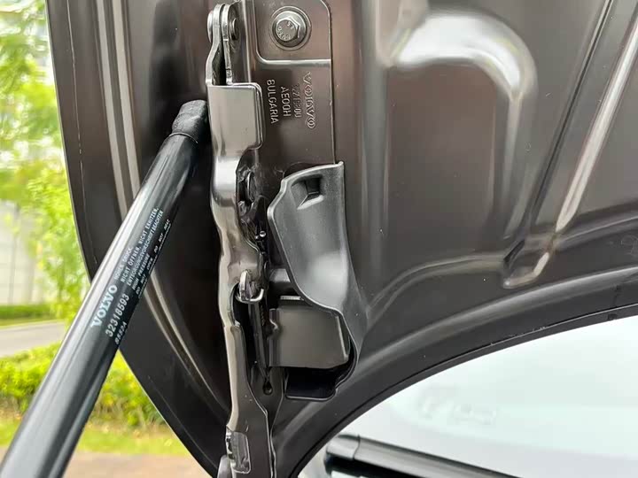 Фото 12 - Volvo S90