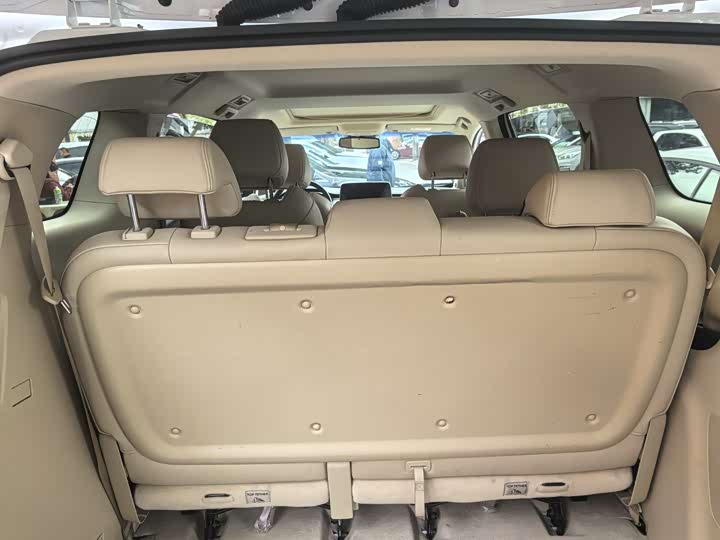 Фото 13 - Buick GL8 ES