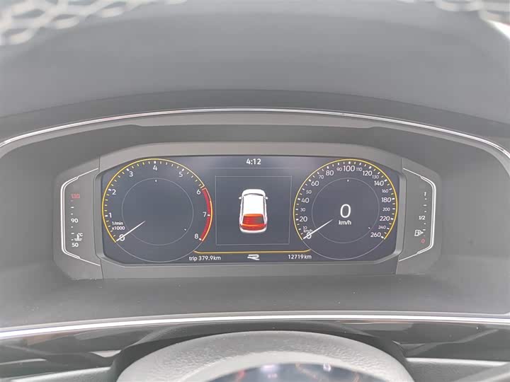 Фото 9 - Volkswagen Tiguan L Pro