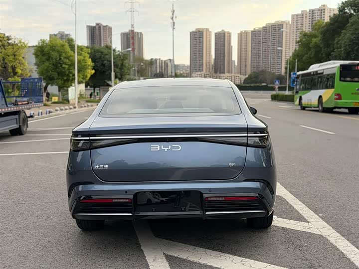 Фото 15 - BYD Seal