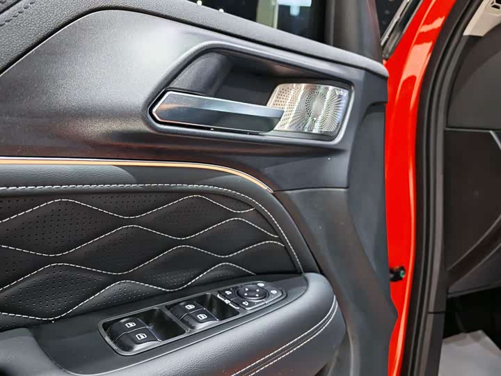 Фото 5 - Tank 300