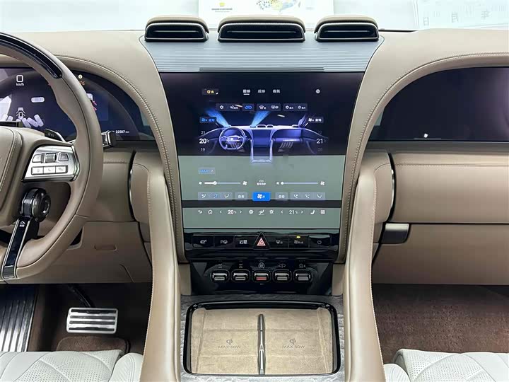 Фото 18 - BYD Yangwang U8