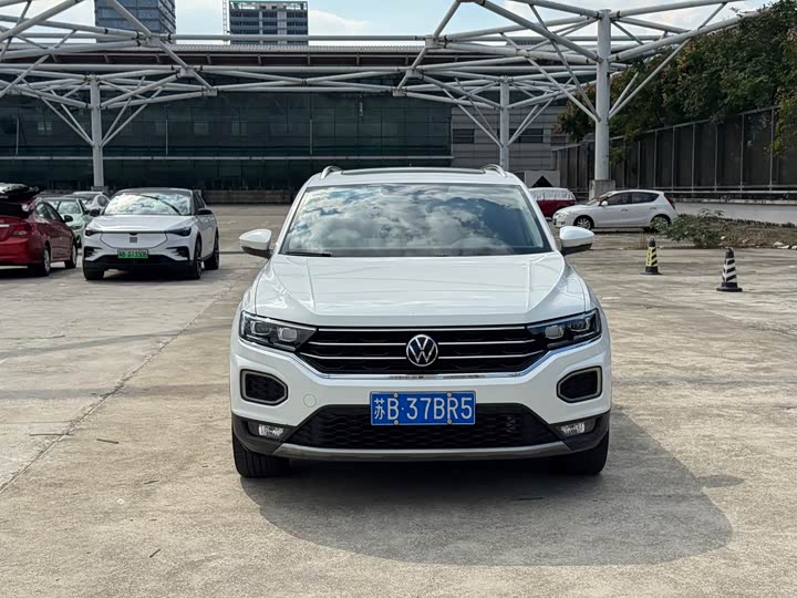 Фото 2 - Volkswagen T-Roc