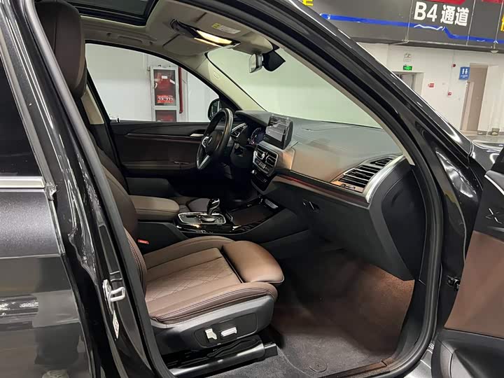 Фото 21 - BMW X3