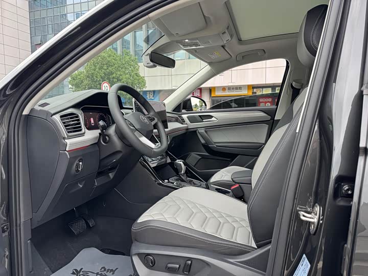 Фото 10 - Volkswagen Tayron