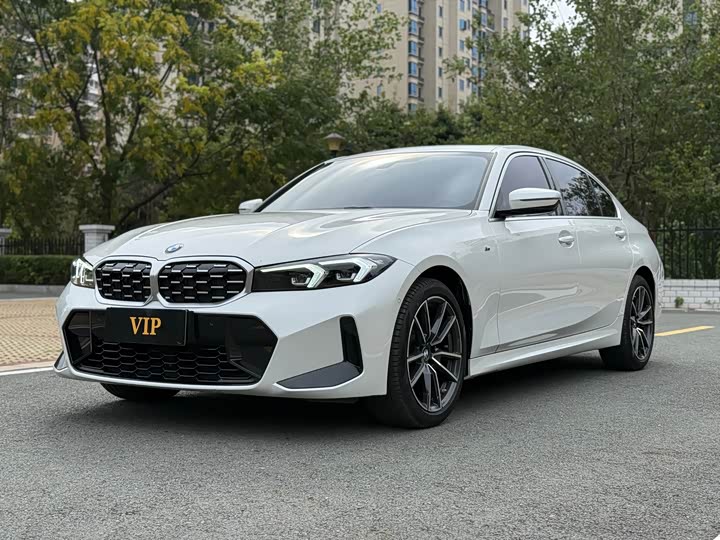 Фото 1 - BMW 3 Series