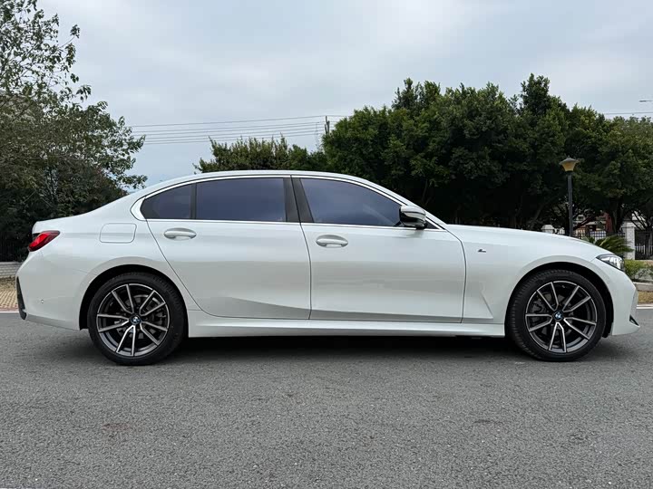 Фото 10 - BMW 3 Series