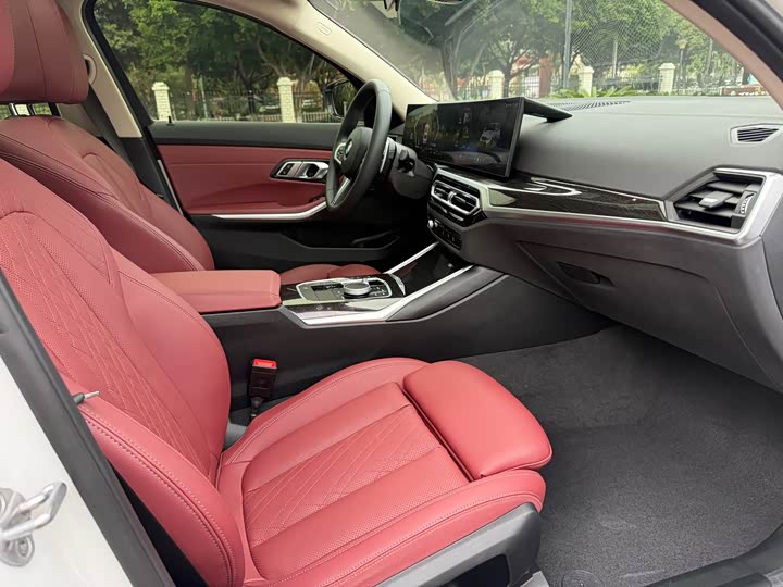 Фото 11 - BMW 3 Series