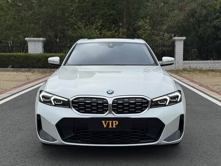 Фото 2 - BMW 3 Series