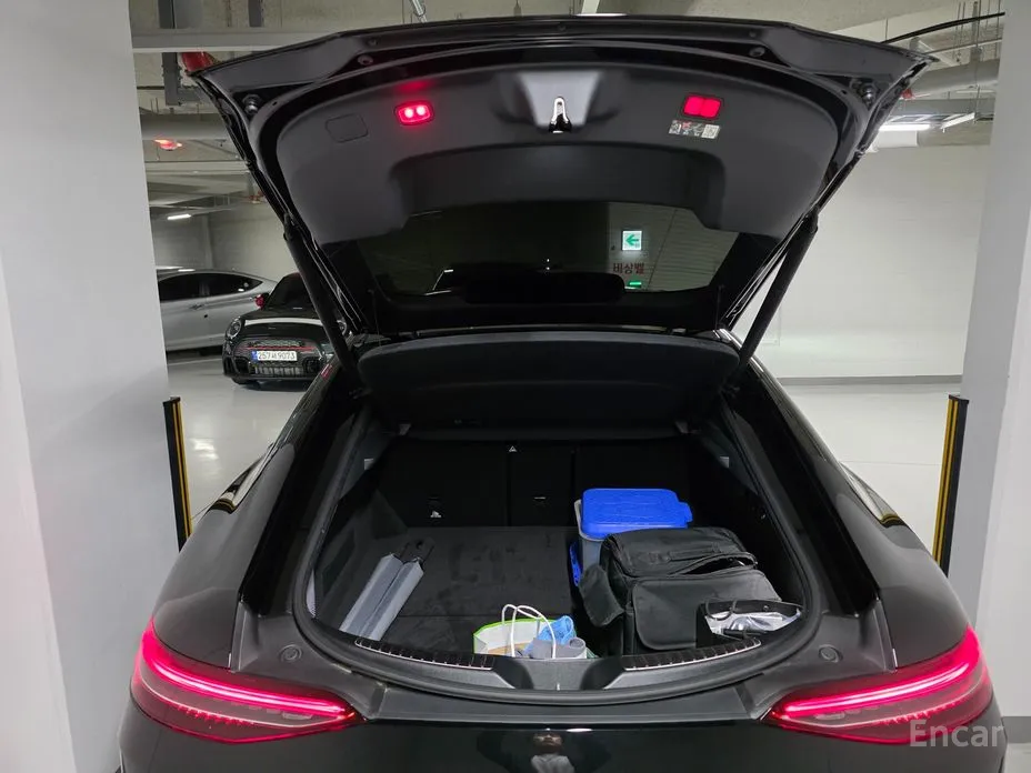 Фото 14 - Mercedes-Benz AMG GT